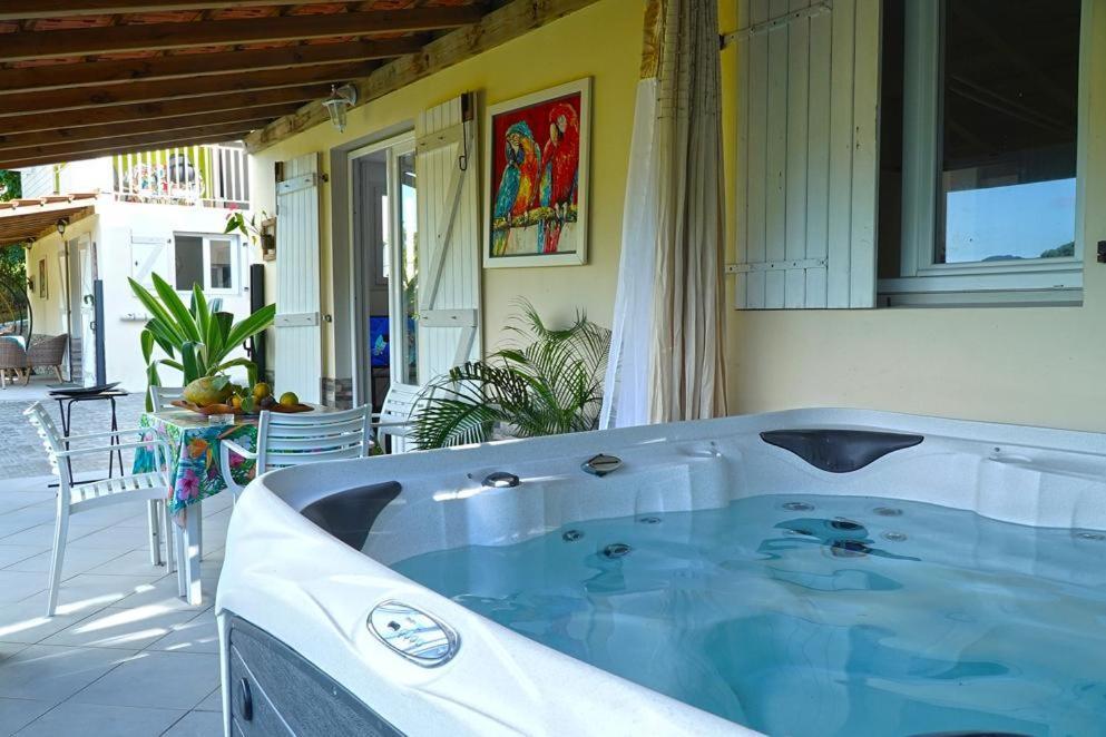 Residence Flores De Maria Le Marin エクステリア 写真